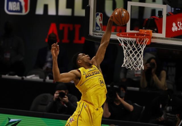 开云体育下载-NBA全明星正赛评分：6人获评A级 欧洲内线水土不服