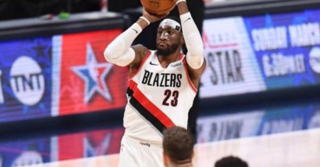 20+10外加2抢2帽！开拓者休赛期最大引援终爆发